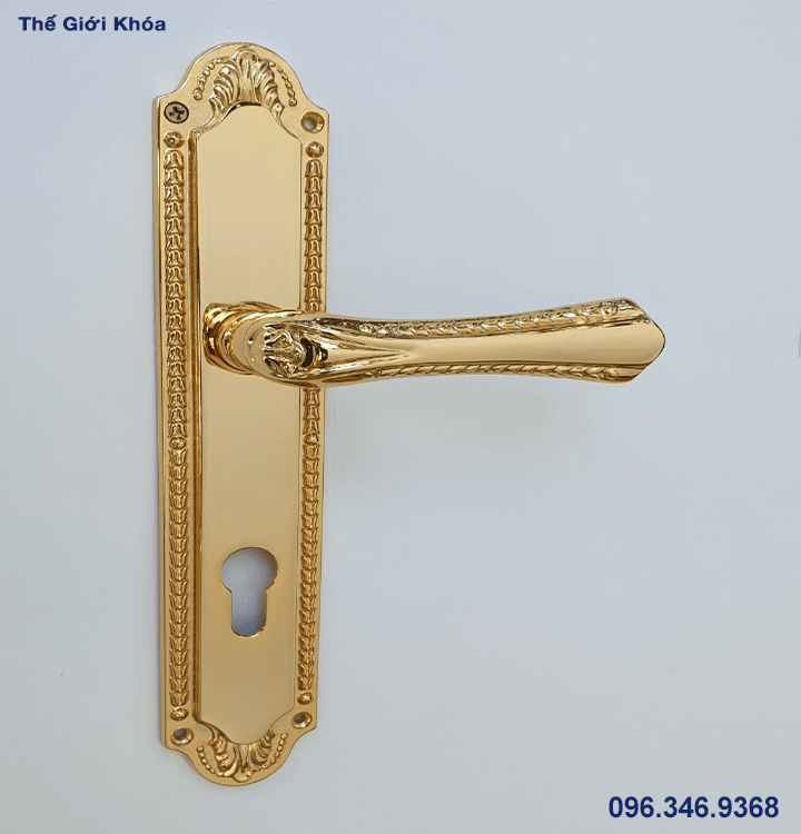 Khóa Cửa Nhập Khẩu chụp thực tế mẫu khóa cửa bằng đồng cao cấp - LineaCali dòng SISSI - Nhập khẩu Ý - màu đồng thau vàng sáng - sang trọng 